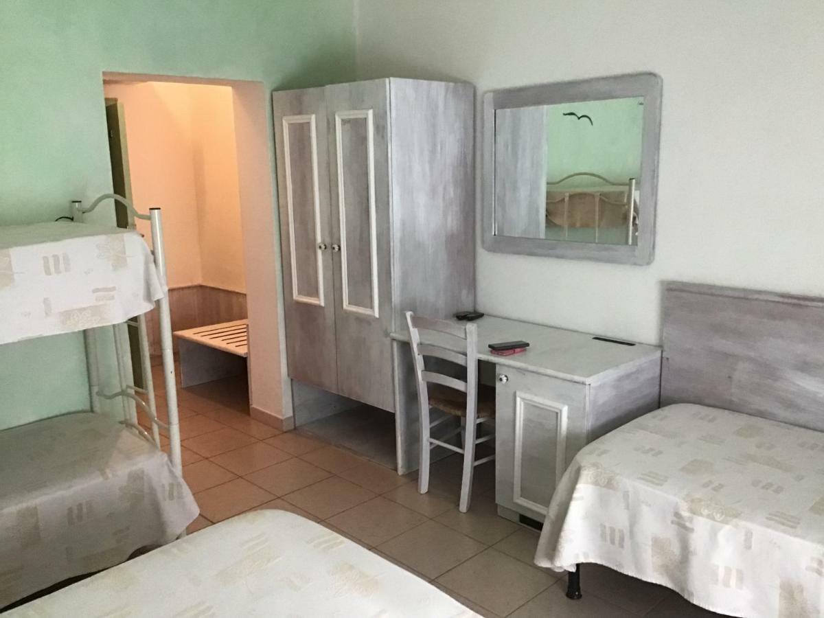 מרינה די קמפו Hotel Villa Cristina מראה חיצוני תמונה