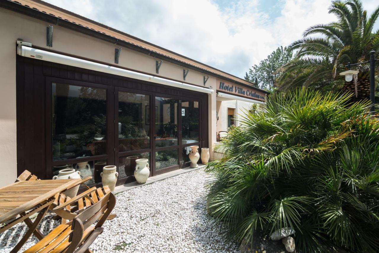 מרינה די קמפו Hotel Villa Cristina מראה חיצוני תמונה