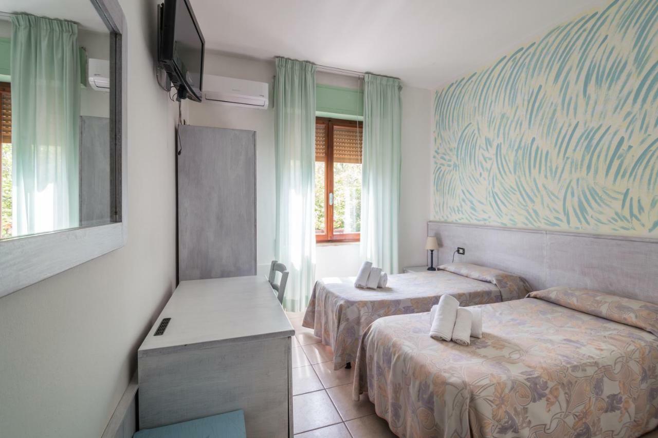 מרינה די קמפו Hotel Villa Cristina מראה חיצוני תמונה