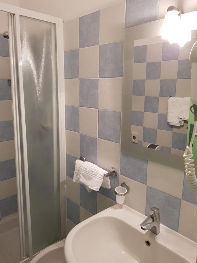 מרינה די קמפו Hotel Villa Cristina מראה חיצוני תמונה