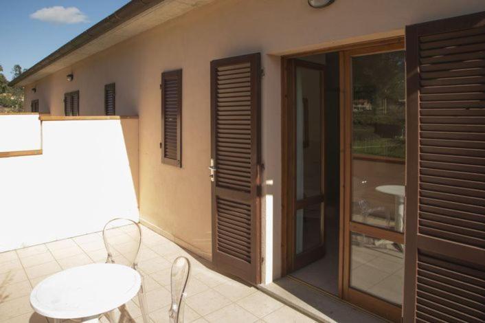 מרינה די קמפו Hotel Villa Cristina מראה חיצוני תמונה