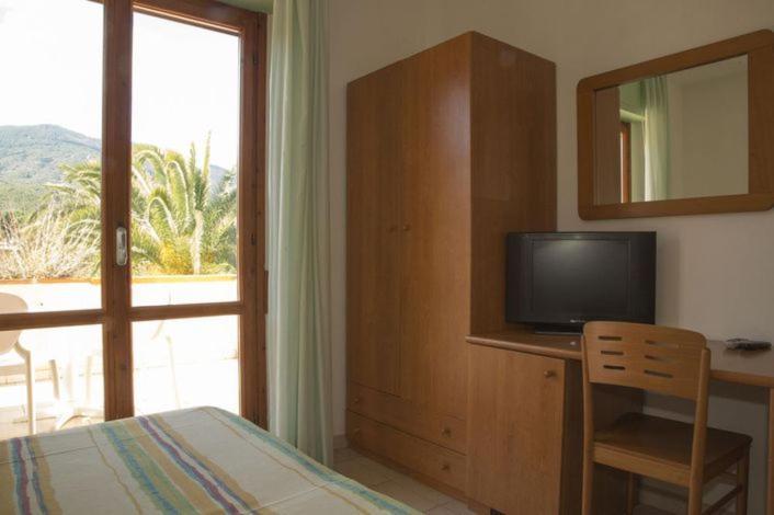מרינה די קמפו Hotel Villa Cristina מראה חיצוני תמונה